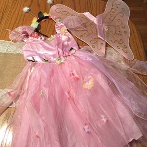 Little girls costume.  Kids size 4