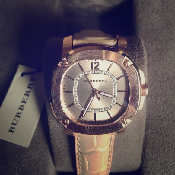 Authentic Burberry rose gold and diamond watch. - Picture 1 of 4