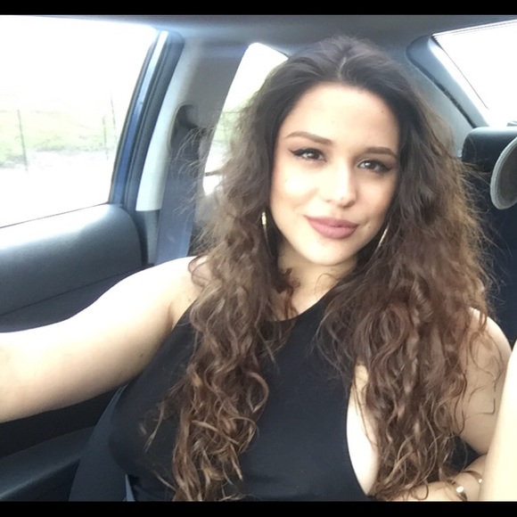 Meet your Posher, Maria