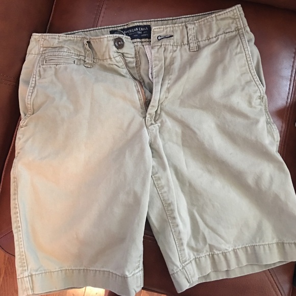 American eagle size 28 shorts