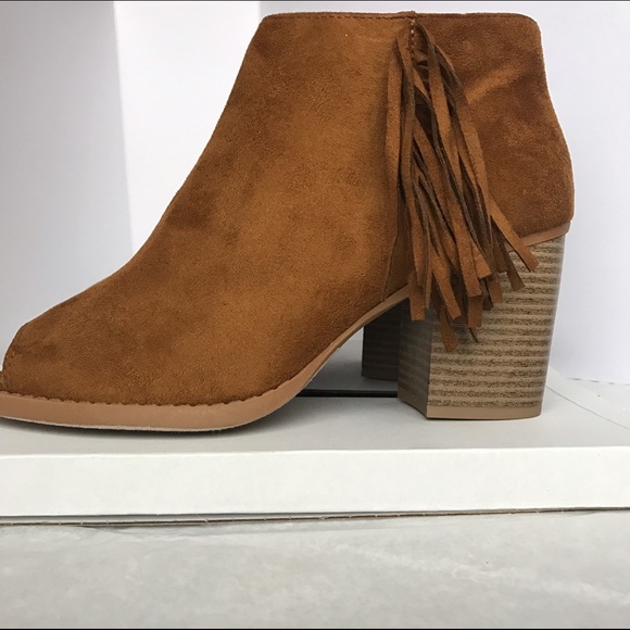 ‼️FINAL PRICE‼️ Fringe Ankle Booties⭐️ - Picture 2 of 4