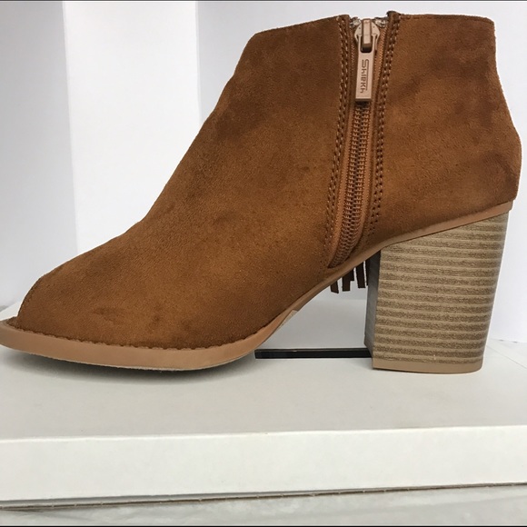 ‼️FINAL PRICE‼️ Fringe Ankle Booties⭐️ - Picture 3 of 4