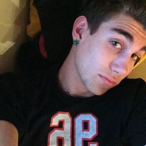 Meet your Posher, Max