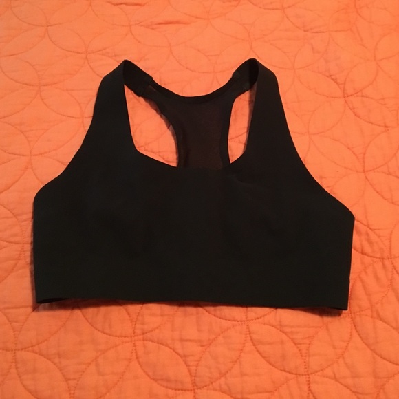 Lululemon black sports bra