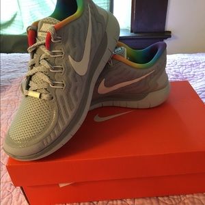 NWT Nike #BeTrue Free 5.0 BT Size 6