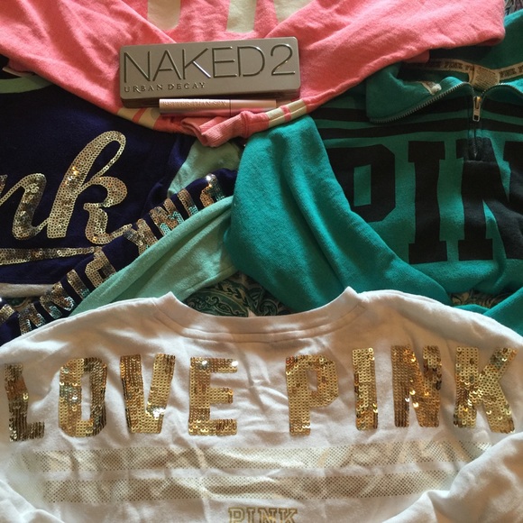 NEW CLOTHES🛍 - Picture 2 of 4