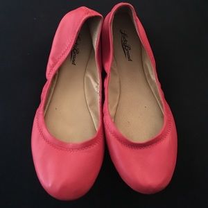 New never been worn before lucky brand flats.