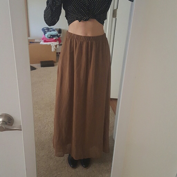 Dark sand maxi skirt - Picture 1 of 3
