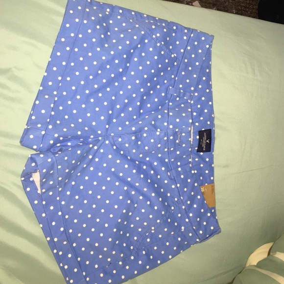 American eagle Polka dot blue shorts