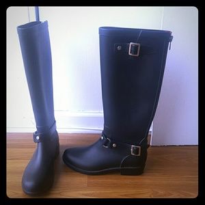 NWOT Size 8 Black Rain Boots with Buckle