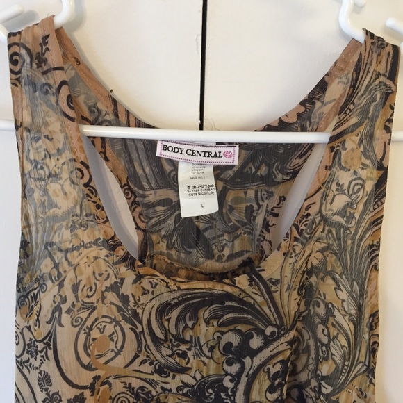 Asymmetrical sleeves top - Picture 3 of 4