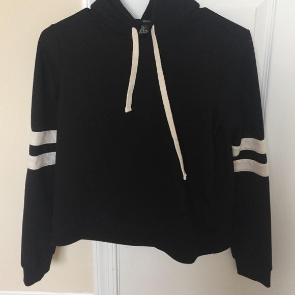 striped sleeve pullover hoodie
