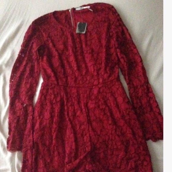 Adorable romper from Urban Oufitters - Picture 4 of 4