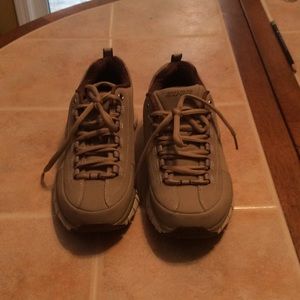 Skechers sport tennis shoes