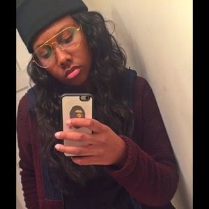 Meet your Posher, Donya