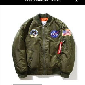 Meet your Posher, Luis