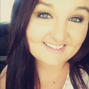 Meet your Posher, Lexi