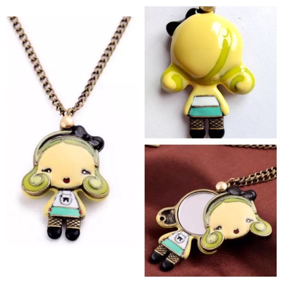 💕Harajuku Lovers Necklace💕 - Picture 2 of 4