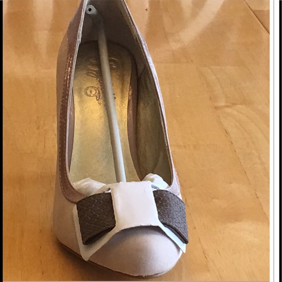 🎀NWT Seychelles Spacebar Pump Nude Suede *Final - Picture 5 of 8