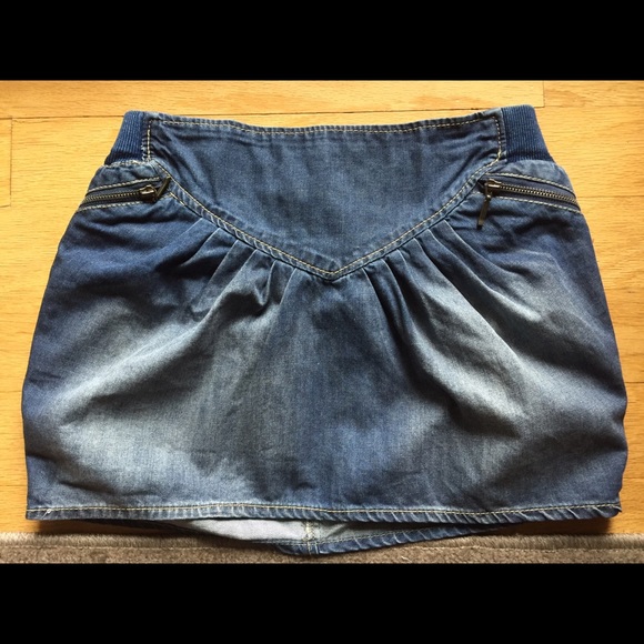 Denim skirt