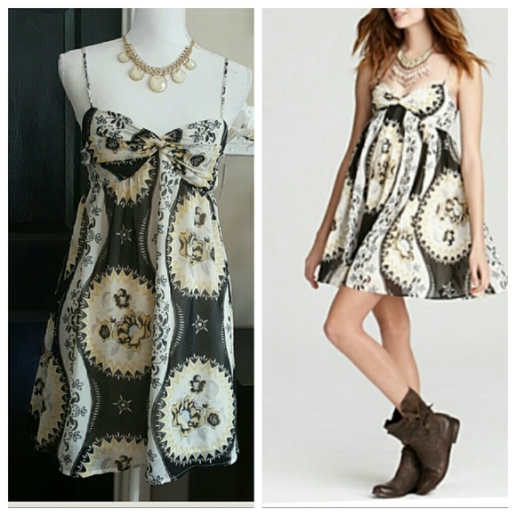 Free People Dresses & Skirts - 🆕Free People Babydoll Ivory Floral Dress sz S