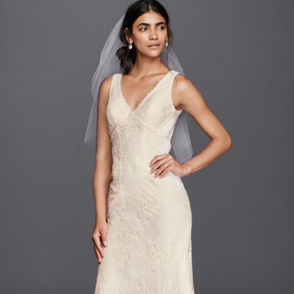 Flower Lace V-Neck Wedding Dress w/ Empire Waist