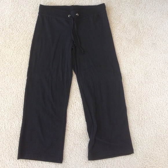 Capri pants