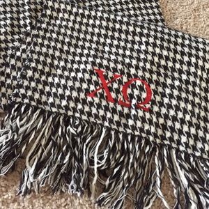 Houndstooth Chi Omega Scarf