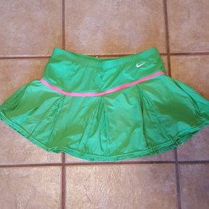 💲Price Drop Nike Skort Workout Tennis Skirt