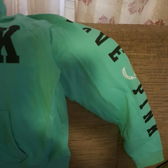 Pullover Sweatshirt - image 2