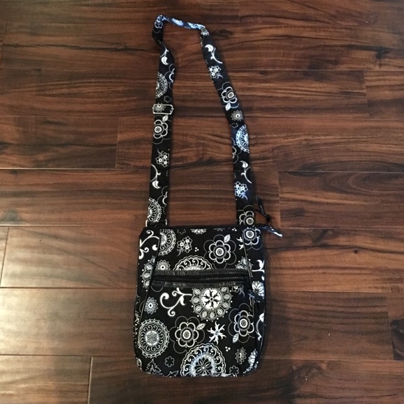 Thirty-one cross body