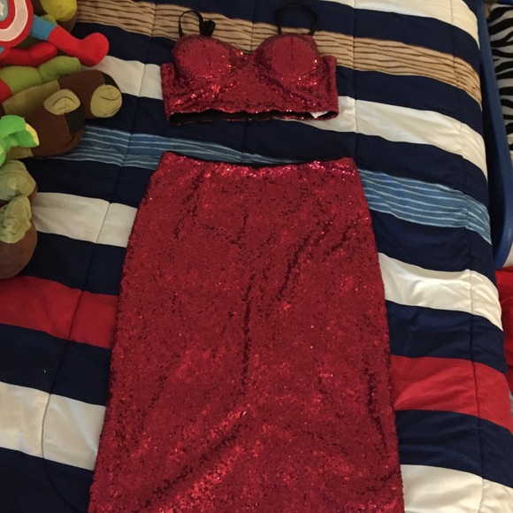 Two piece sequence set