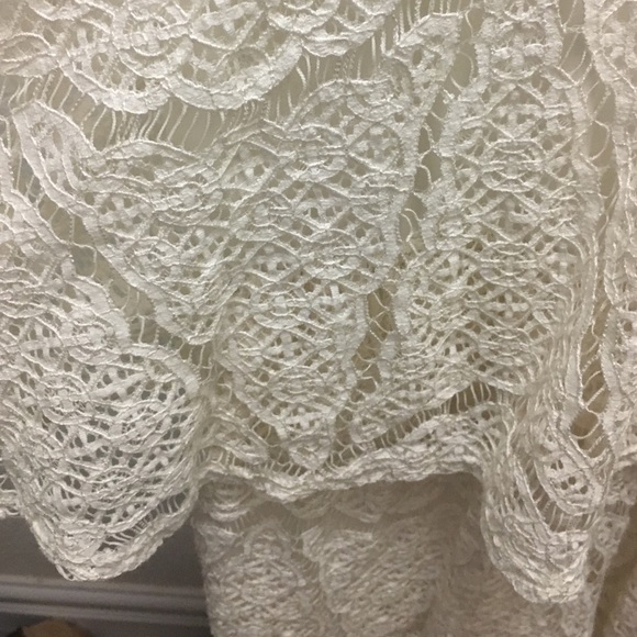 White romper - Picture 3 of 4