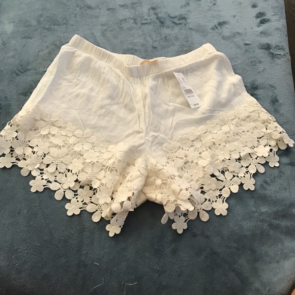 LA hearts brand new with tags women's shorts!