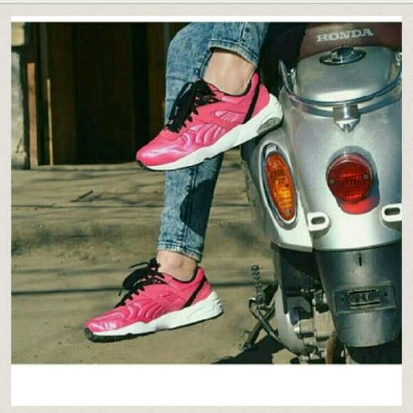 SOLD New Puma  R698 SOLD