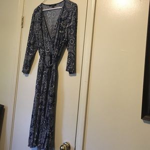 Floral print a-line dress teal & cream. Polyester.