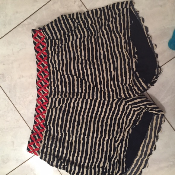 Flowy shorts