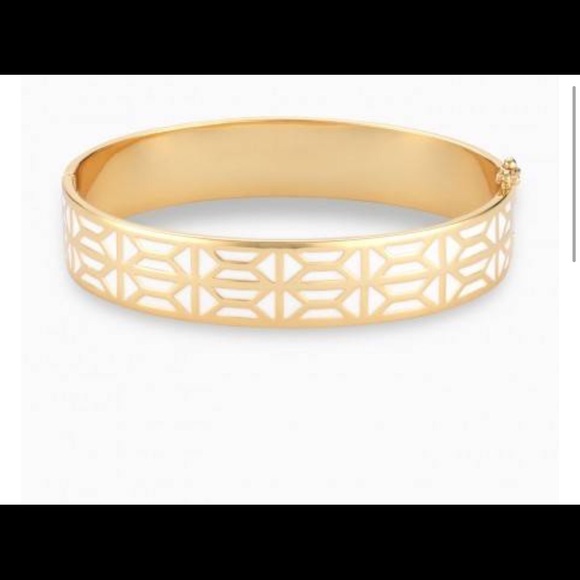 Hard bangle