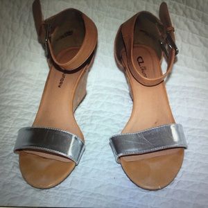 CL by Laundry Dress Sandals