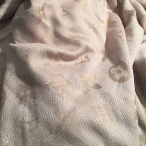 Louise Vuitton scarf