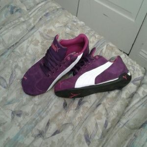 Size 8 Puma purple Suede shoes