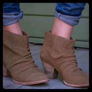 Splendid Rodeo Suede Booties