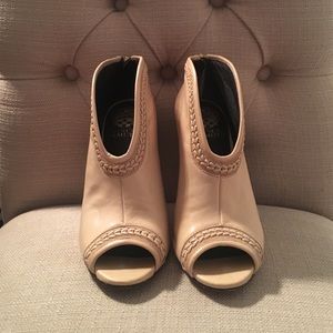 Vince Camuto Heels