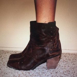 Lightly Worn Ankle Booties