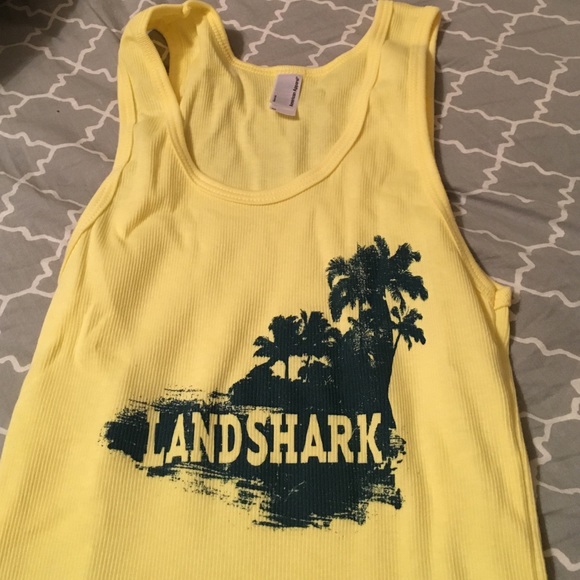 LANDSHARK tank top. 🐳🐬🐋