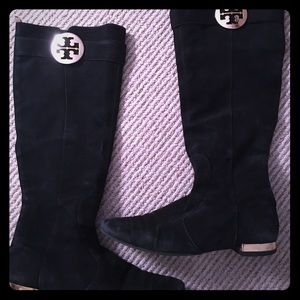 Tory Burch Flat Suede Boots Size 5.5