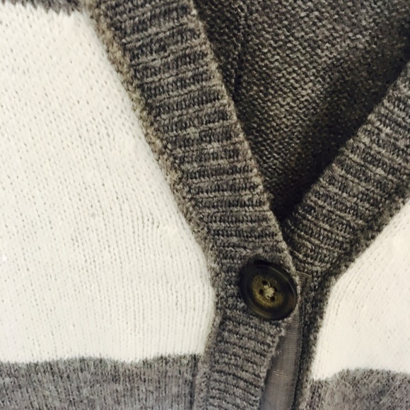 A&F Kelly Sweater - Picture 2 of 4