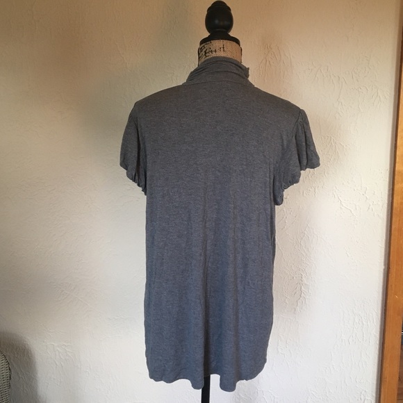 ⭐️⭐️Short sleeve turtle neck-2 for $12⭐️⭐️ - Picture 3 of 3