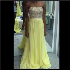 Sherri Hill Yellow Gown