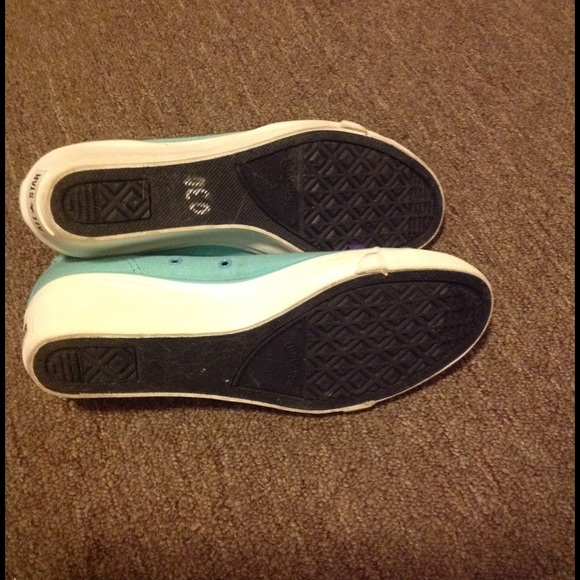 SOLD - Picture 3 of 4